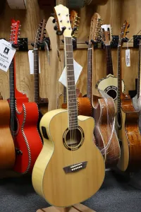 Washburn AG40CEK Grand Auditorium из клена с электроникой 2010-х годов - натуральный