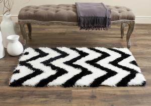 Ковер SAFAVIEH, 69 x 122 см, Barcelona Shag Collection Ivory / Black BSG320C ручной работы шеврон