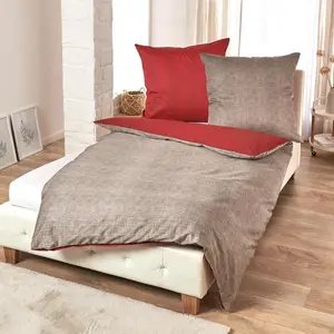 Наволочка Dream Sleep из мако-сатина с двусторонней текстурой постельного белья (односпальная) 40х40 см, красная Traumschlaf