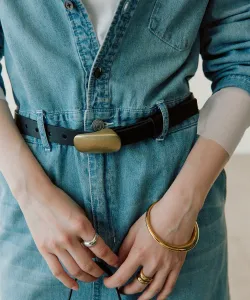 Подчеркните свой образ Ремень Ita с пряжкой Rive Droite, цвет Black