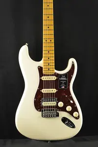 Fender American Professional II Stratocaster HSS Олимпийский белый, гриф из клена