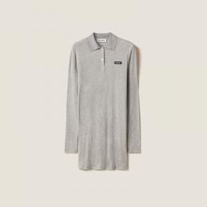 Короткое платье из трикотажного полотна в рубчик Miu Miu, серый