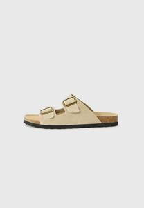 Мюли UNISEX - Slippers Pier One by Zalando, бежевый