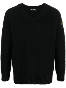 Raf Simons джемпер с V-образным вырезом и нашивкой-логотипом, черный