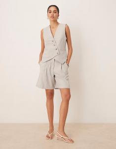 Укороченный комбинезон YAS со складками спереди, светло-серый меланж