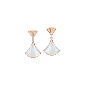 Серьги Bulgari Divas' dream из розового золота с перламутром и бриллиантами