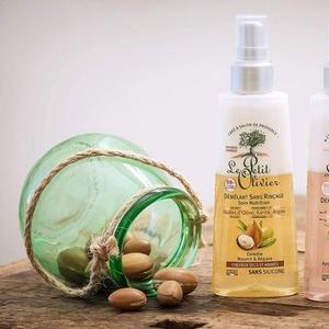 Le Petit Olivier Несмываемый кондиционер с маслом оливы, ши и арганы для сухих и поврежденных волос, флакон-спрей, 150 мл — производство Франция