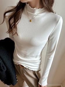 Женский топ с фестончатым высоким воротником и ребристой текстурой, сшитый по фигуре Doux Belle, цвет Off White