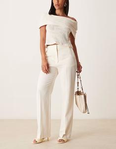Узкие прямые брюки из льна ASOS DESIGN кремового цвета