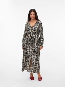 Vero Moda Curve Платье в черном цвете