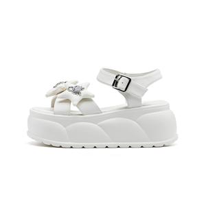 Сандалии с одним ремешком женские AQUASCUTUM, Ecru