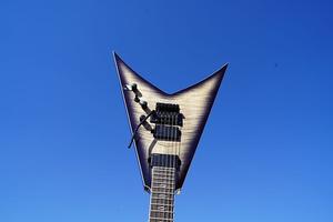 Электрогитара Dean Vengeance Select Floyd - Charcoal Burst 6-String Electric Guitar