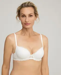 Бюстгальтер пуш-ап на кружевных косточках Promise, белый