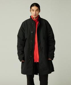 Пальто TAKIBI из рипстопа с регулируемым подолом и удлиненным подолом.