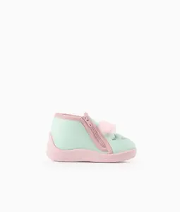 Закрытые домашние тапочки для девочки с резиновой подошвой и вышивкой с монстрами Zippy, светло-зеленый