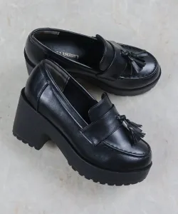 Лоферы с кисточками 3056 Liberty Doll, цвет Black