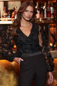 Блузка с цветочным кружевом на рукавах Sosandar, черный