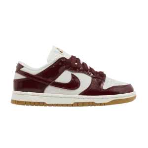 Кроссовки Nike Wmns Dunk Low LX 'Team Red Croc', красный