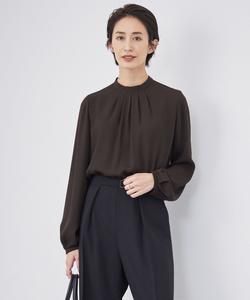 Атласная блузка Amunzen с высоким воротником и спинкой