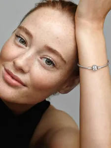 Браслет Pandora Moments с застежкой-бочонком и цепочкой в виде змеи, серебро