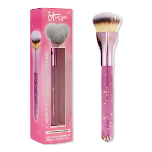 Кисть для аэрографа Airbrush Limited Edition Love Is The Foundation Brush IT Brushes For ULTA