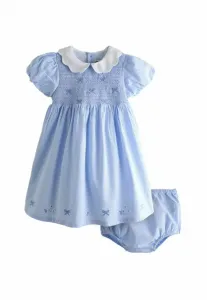 Платье повседневное, прямого кроя, с бантом, вышитым воротником и сборками. Jojo Maman Bébé, Light Blue