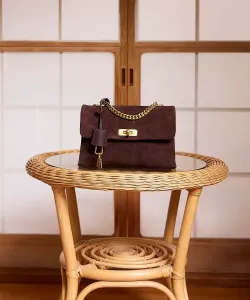 Сумка через плечо Kerry с цепочкой Charles & Keith, цвет Espresso Brown