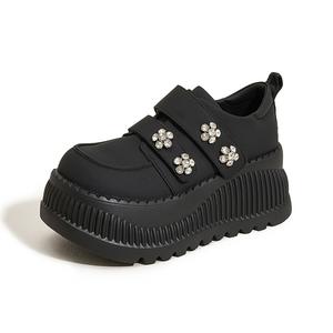 Milan love song Женские повседневные туфли черные, цвет Black