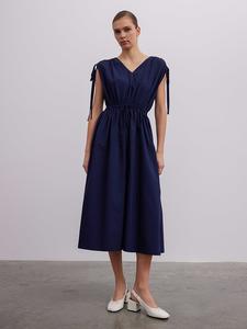 Длинное платье BGN, темно-синий