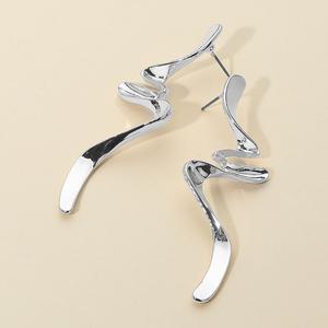 Серьги-капли «Абстрактная волна» Fashnzfab, Rhodium