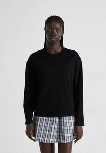 Топ Gina Tricot BASIC LONG SLEEVE TEE, Black