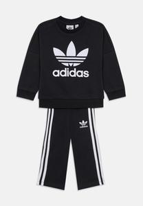 Толстовка Adidas Originals LOOSE CREW UNISEX SET, Black