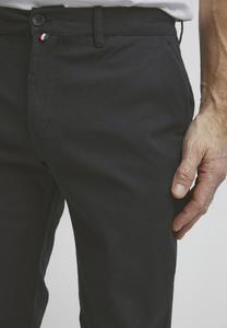 Чино FQ1924, черная красавица Snorre