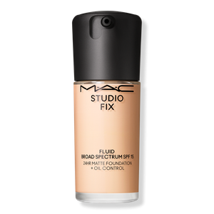 Тональный крем Studio Fix Fluid SPF15 с матирующим эффектом и контролем жирности кожи на 24 часа. MAC, NW15 (light beige with neutral undertone for light skin)