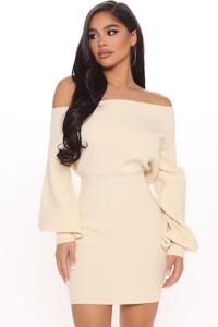 Мини платье Fashion Nova 90626, кремовый