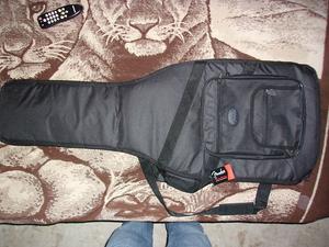 Сумка Fender Stratocaster 2022 черного цвета