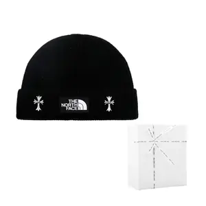 Нейлоновая шапка унисекс THE NORTH FACE, черный