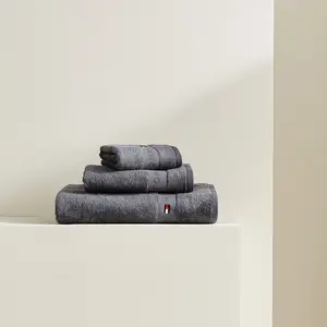 Хлопковое банное полотенце 540 г/м2 Legend Tommy Hilfiger, темно-серый