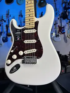 Fender American Professional II Stratocaster для левшей - Олимпийский белый с грифом из клена! установка Plek! 602