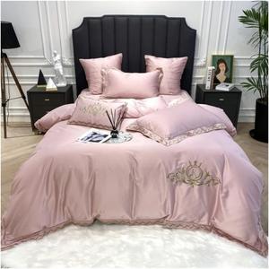 ADovz Комплект постельного белья ADovz 1400TC из египетского хлопка с вышивкой Pink