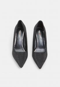 Туфли на каблуках Bata, черный