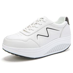 Reivantix Повседневные однотонные туфли Reivanti 5 см, женские, белые, черные