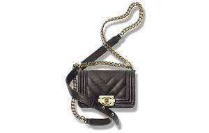 Leboy V С тиснением под зерно Клапанная сумка из телячьей кожи, Женская миниатюрная сумка через плечо, на пояс Чёрный CHANEL