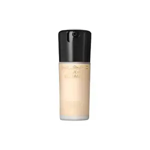 Жидкая тональная основа Spotlight Bottle Concealing Liquid Foundation Clear And Adherent 30ml MAC