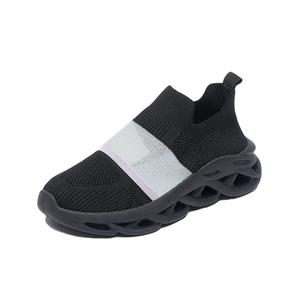 SUPEREDGE Женские кроссовки низкие повседневные беговые с амортизацией и противоскользящей подошвой черные, цвет Black