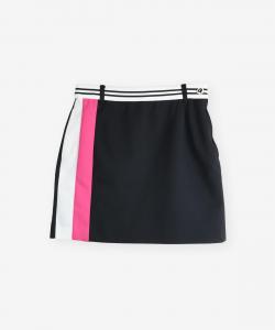 юбка со складками по заднему краю