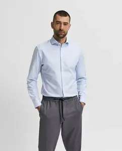 Мужская однотонная хлопковая классическая рубашка приталенного кроя Selected, светло-голубой