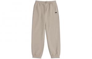 Вязаные спортивные штаны мужские экрю New Balance