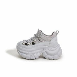 Milan love song Женские противоскользящие износостойкие низкие массивные кроссовки серые, цвет Gray