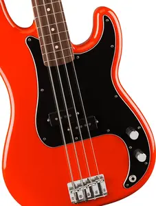 Бас-гитара Fender Player II Precision, гриф из розового дерева, кораллово-красный